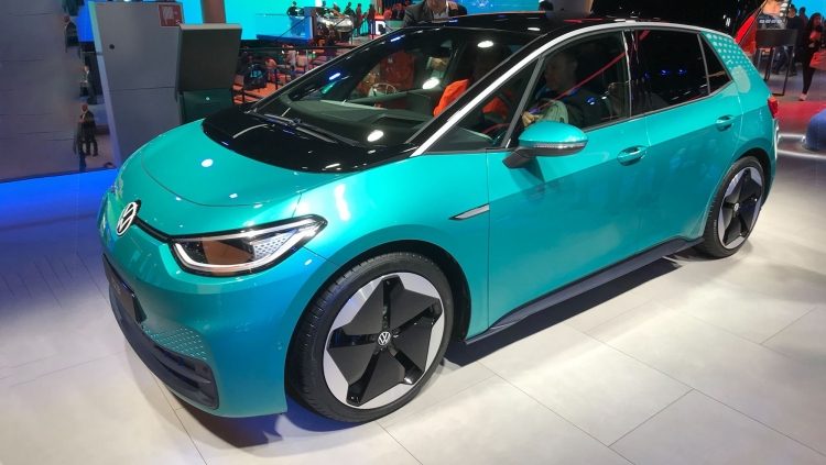 5a649b8b951737b5d16620c4b4c3ed5d-8541619