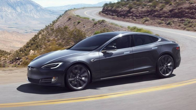 La instalación de Tesla en Nuevo México podría eventualmente lanzar un modelo de vehículo eléctrico más asequible